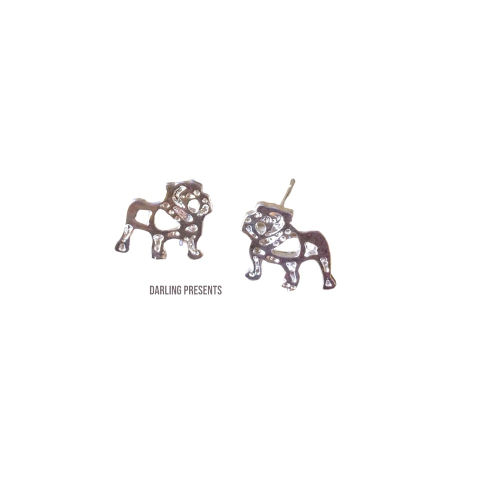 Etched Bulldog Stud Earrings Women Color Silver